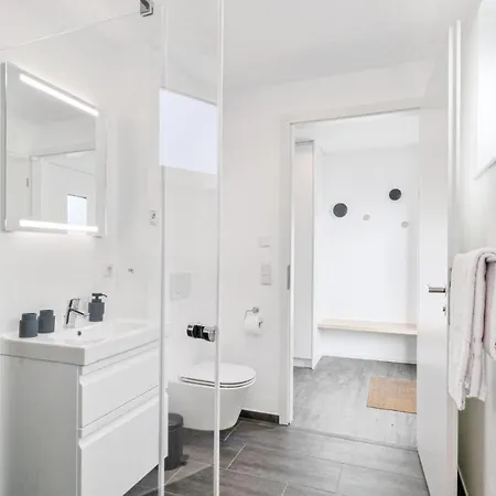 Holiday home Stunning In Lembruch-duemmer With Wifi Lembruch
