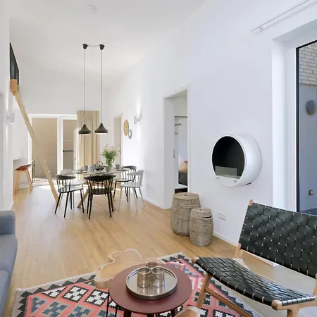 Holiday home Stunning In Lembruch-duemmer With Wifi